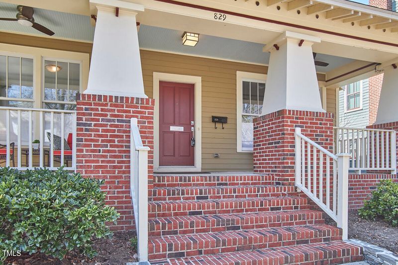 829 Clarendon St, Durham, NC 27705