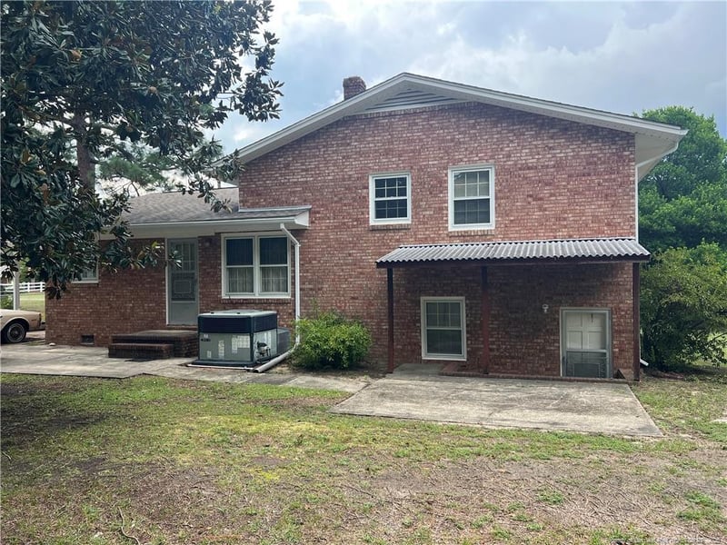 829 Eugene St, Fayetteville, NC 28306
