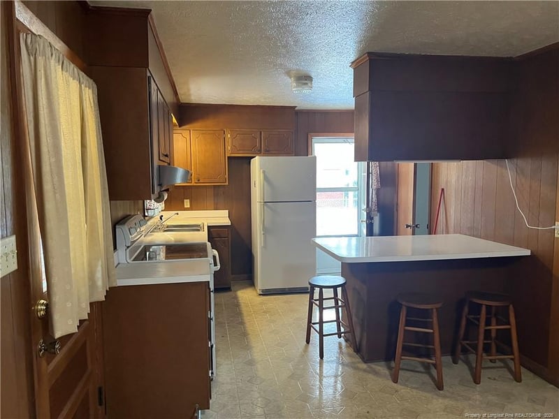 829 Eugene St, Fayetteville, NC 28306