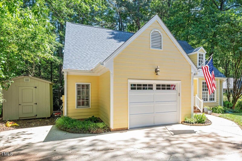 829 Joyner Ct, Wake Forest, NC 27587