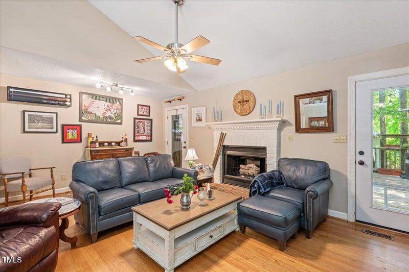 829 Joyner Ct, Wake Forest, NC 27587