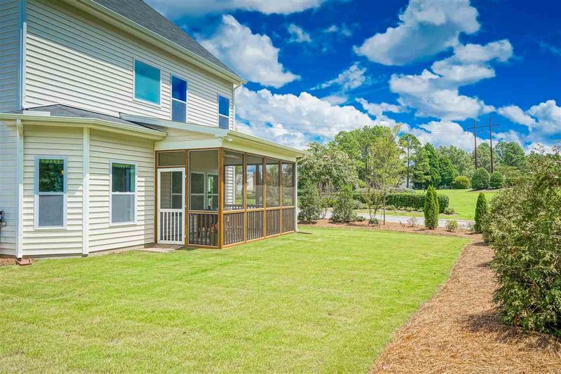 829 Lakemont Dr, Clayton, NC 27520