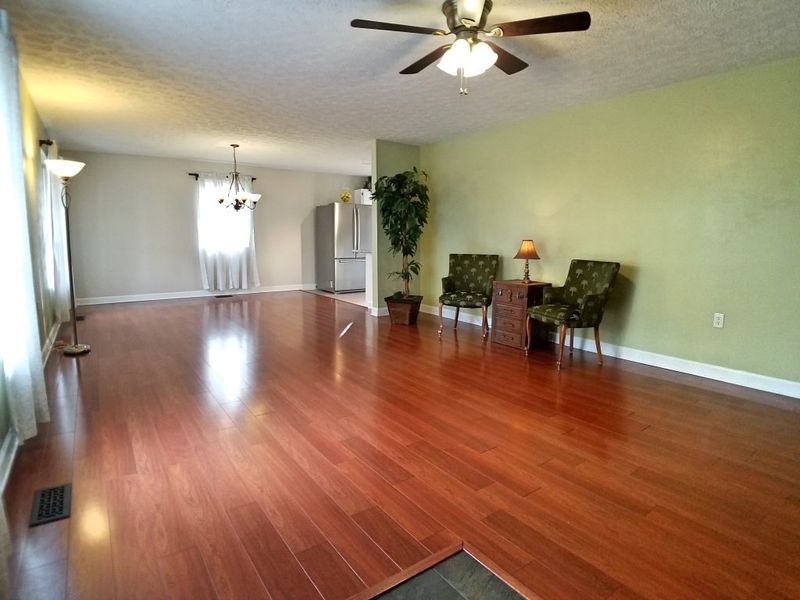 829 Madison Ave, Cary, NC 27513