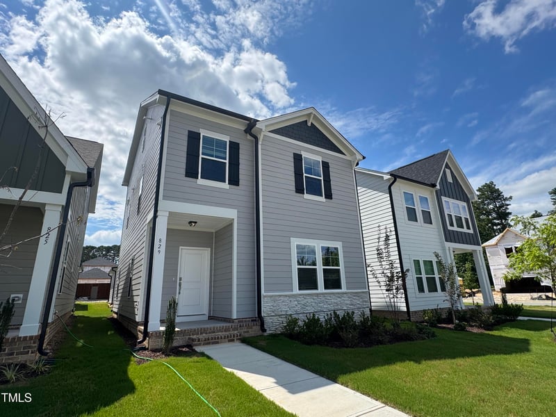 829 Portland Rose Dr, Knightdale, NC 27545