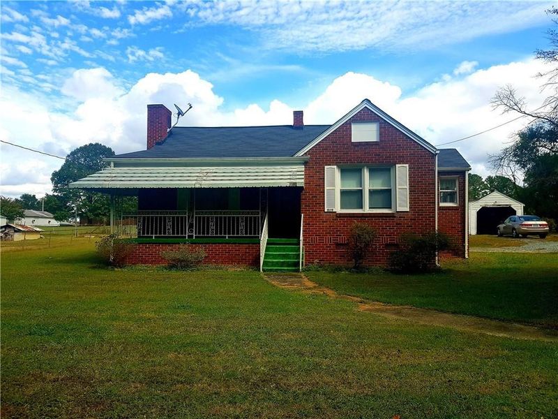 829 Tillman St, Burlington, NC 27217