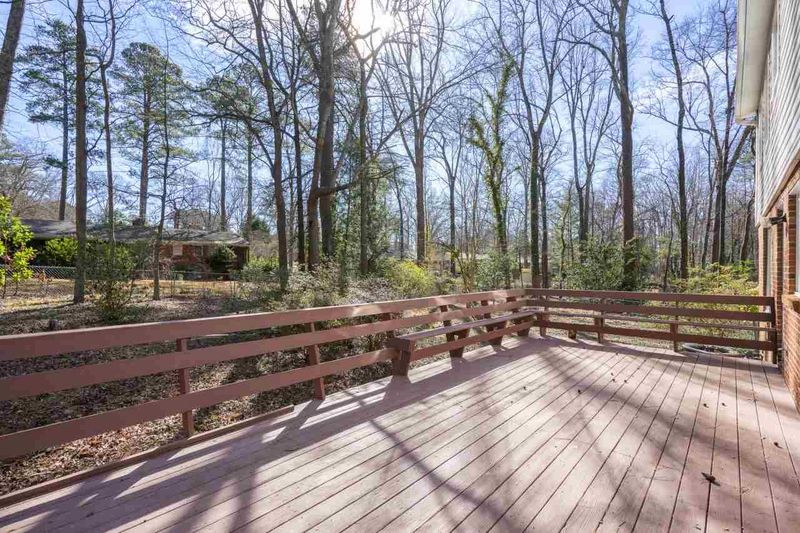 829 Warren Ave, Cary, NC 27511
