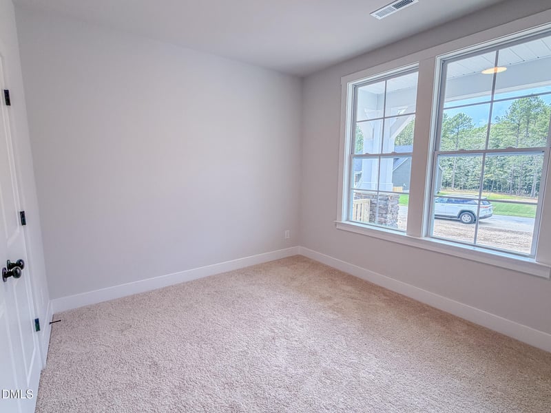 83 Bluestone Dr, Lillington, NC 27546