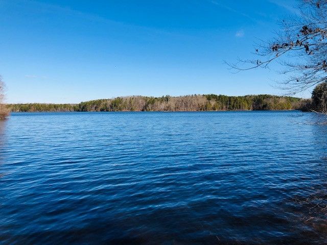 83 Bucks Pointe, Roxboro, NC 27574