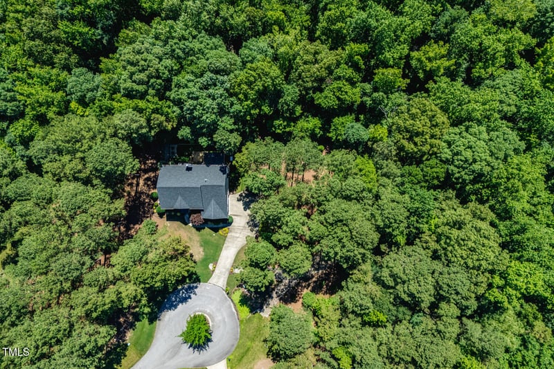83 Calabria Ct, Clayton, NC 27527