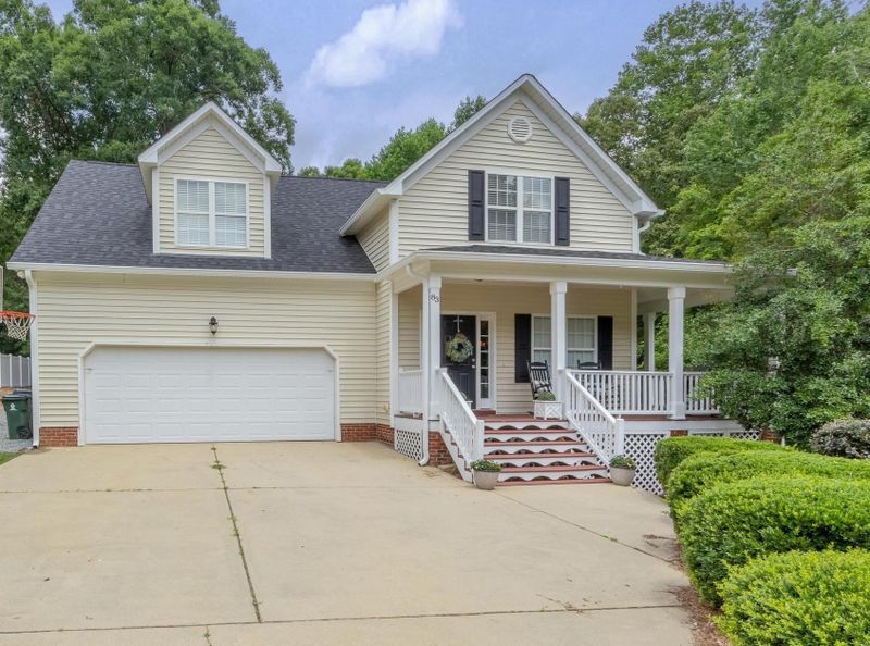 83 Cameron Dr, Raleigh, NC 27603
