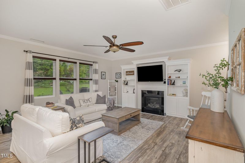 83 E Copenhaver Dr, Clayton, NC 27527