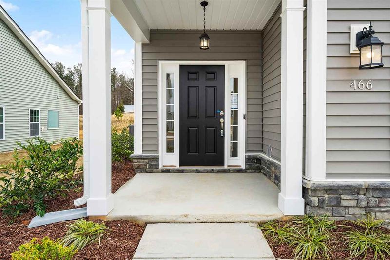 83 W Falcon Ct, Clayton, NC 27520