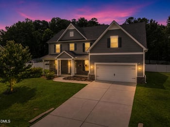 83 Sunbury Ct, Zebulon, NC 27597