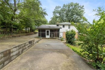 830 Edenwood Dr, Fayetteville, NC 28303