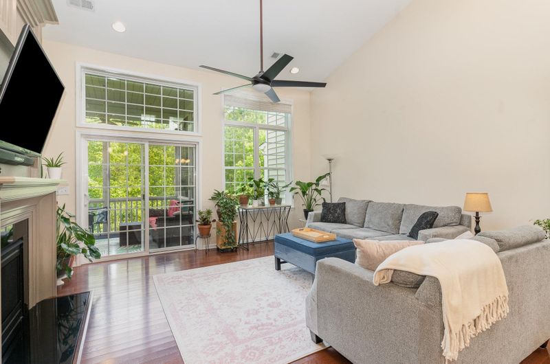 830 Silverton Ct, Cary, NC 27519