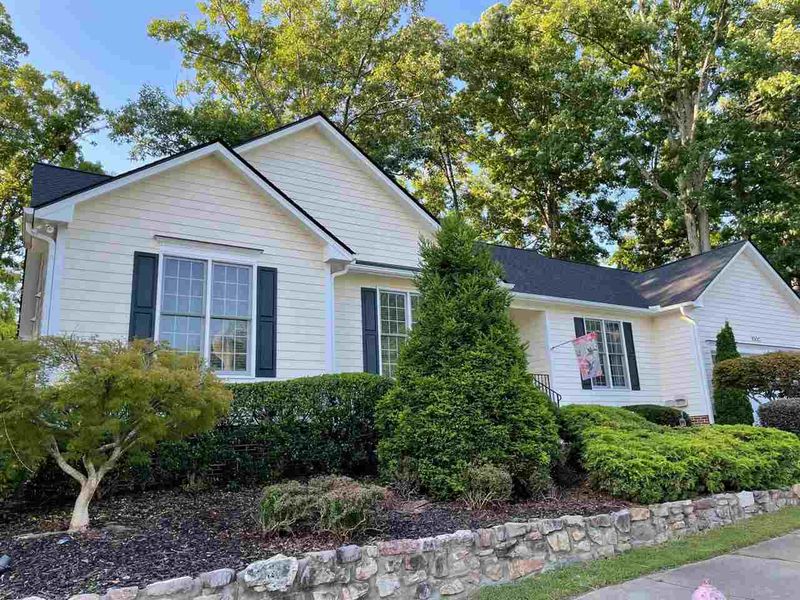 8300 Buck Crossing Dr, Durham, NC 27713