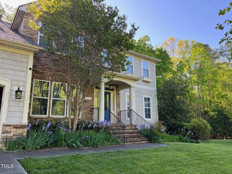 8300 Clarks Branch Dr, Raleigh, NC 27613