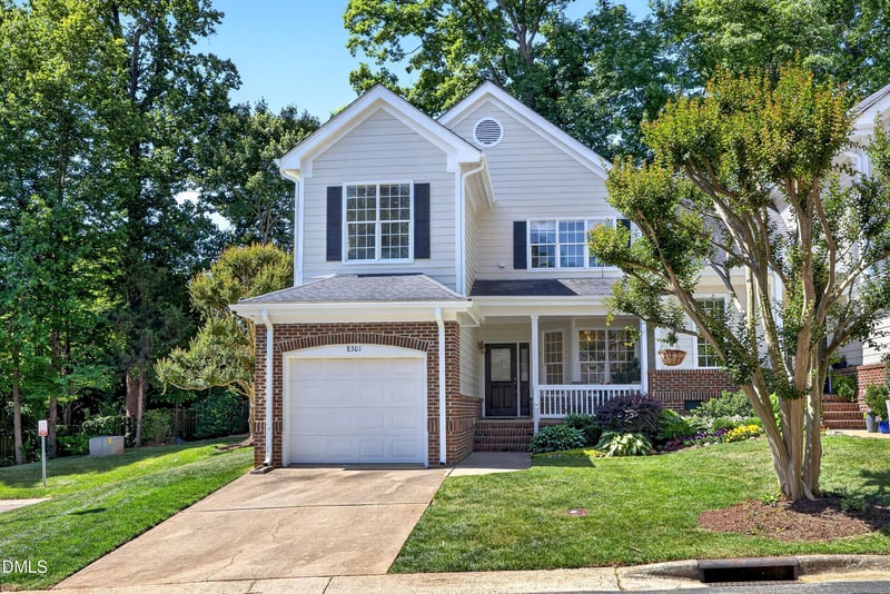 8301 Amber Leaf Ct, Raleigh, NC 27612