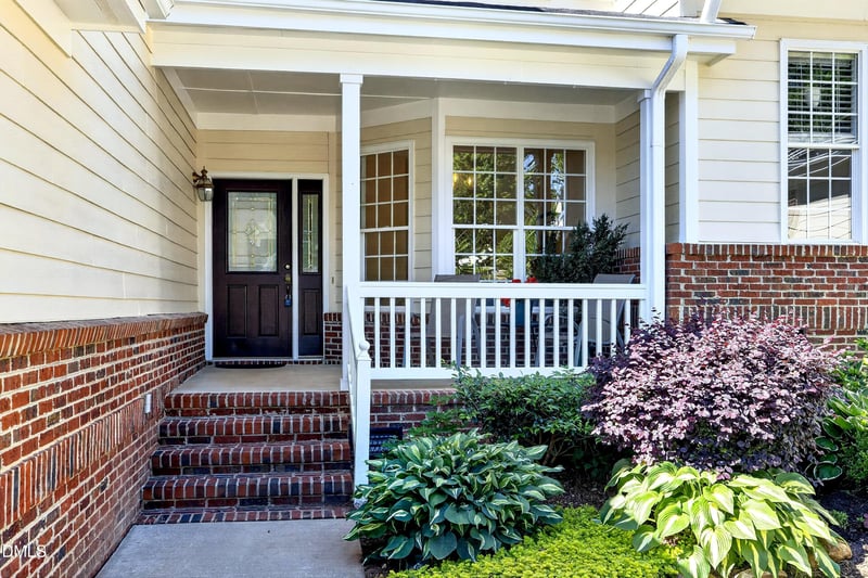 8301 Amber Leaf Ct, Raleigh, NC 27612
