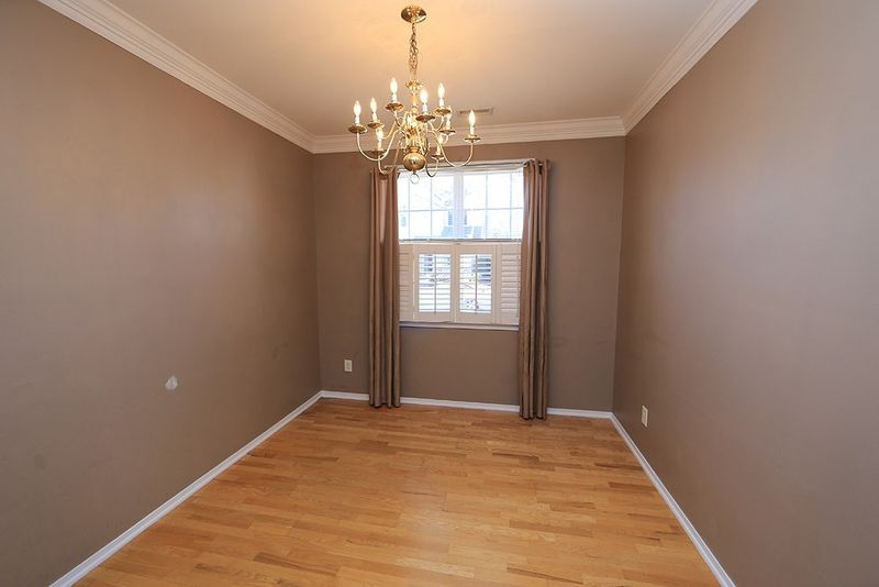 8304 Chimneycap Dr, Raleigh, NC 27613