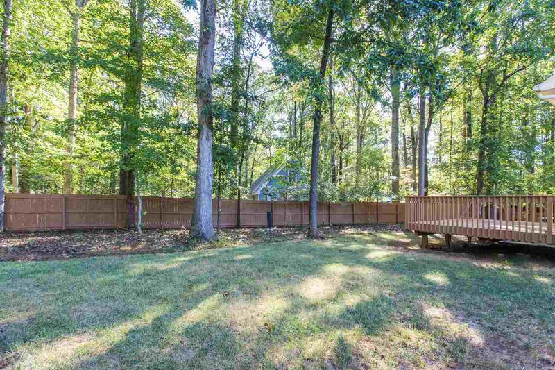 8304 Knebworth Ct, Raleigh, NC 27613