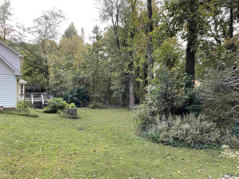 8305 Clear Brook Dr, Raleigh, NC 27615