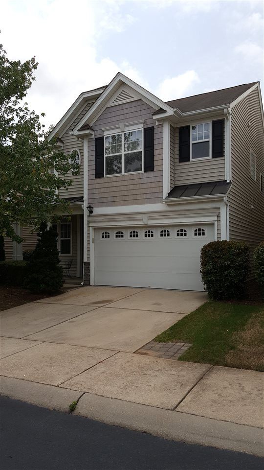 8305 Flat Keystone Dr, Raleigh, NC 27613