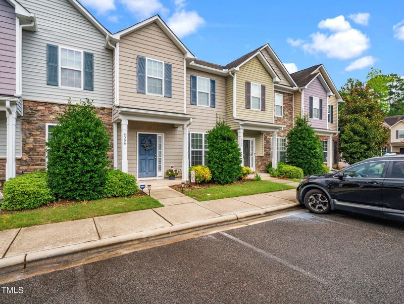 8306 Plano Ct, Raleigh, NC 27616