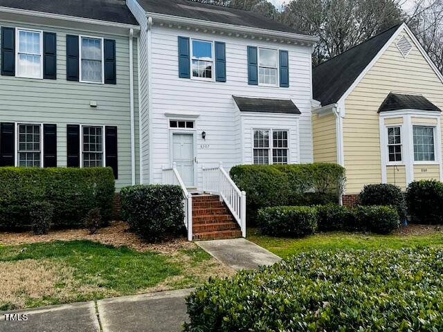 8307 Wycombe Ln, Raleigh, NC 27615