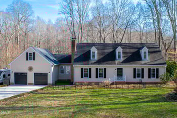 8309 Ashwood Dr, Raleigh, NC 27603