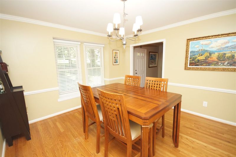 8309 Greywinds Dr, Raleigh, NC 27615