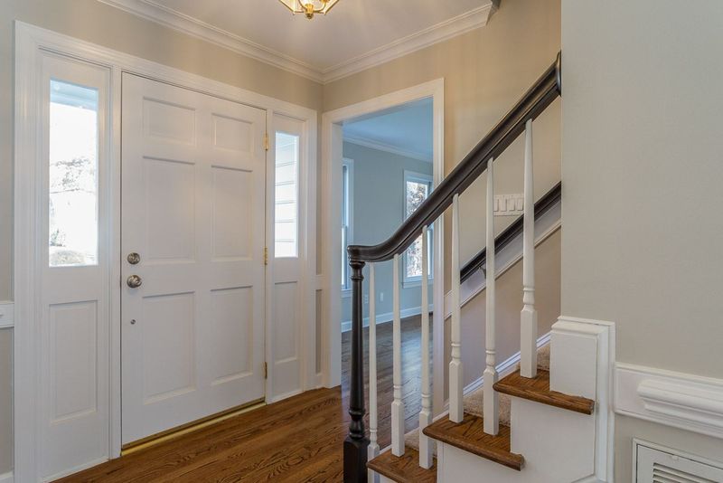 8309 Seagate Dr, Raleigh, NC 27615