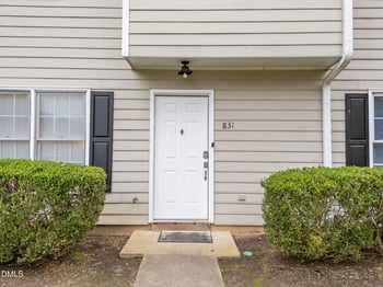 831 Dalewood Dr, Raleigh, NC 27610