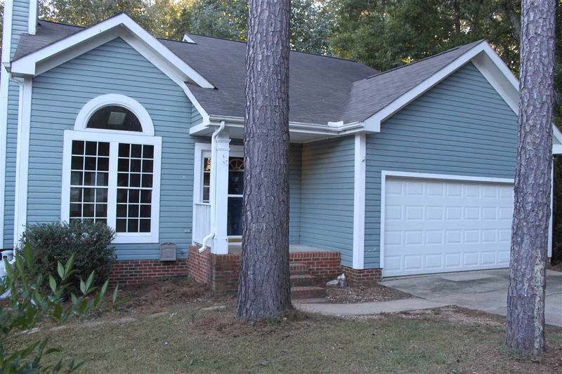 831 Lochmaben St, Wake Forest, NC 27587
