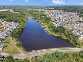 831 Long Lake Dr, Fuquay Varina, NC 27526