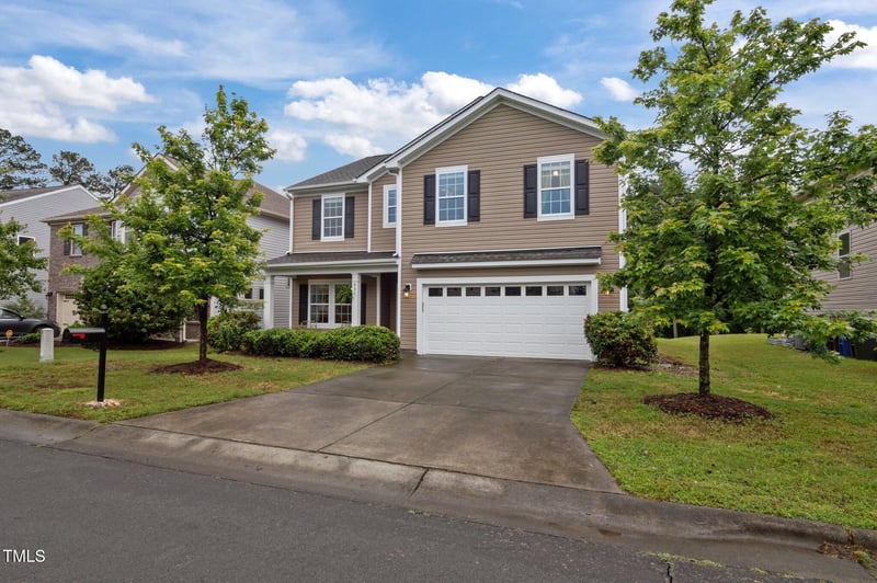 831 Poplar St, Durham, NC 27703