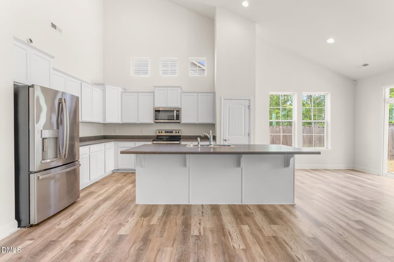 831 Royal Oak Ln, Mebane, NC 27302