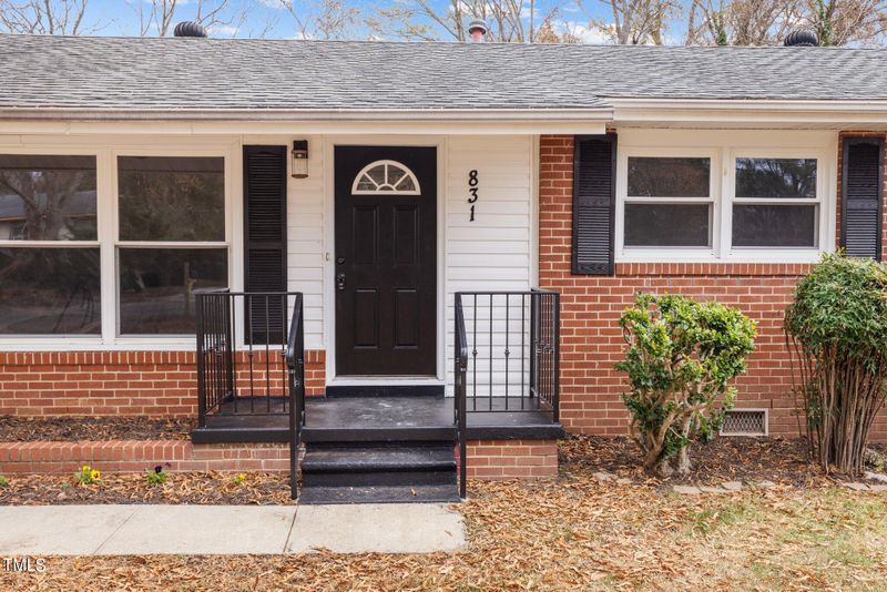 831 Weston St, Raleigh, NC 27610