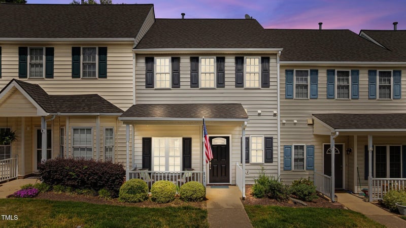 831 White St, Wake Forest, NC 27587