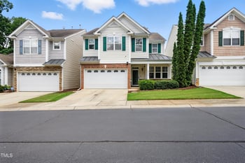 8310 Chimneycap Dr, Raleigh, NC 27613