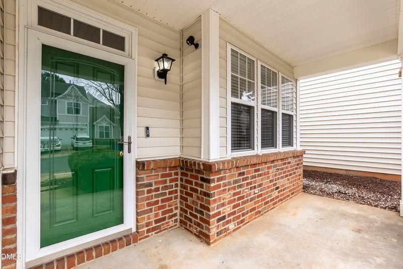 8310 Chimneycap Dr, Raleigh, NC 27613