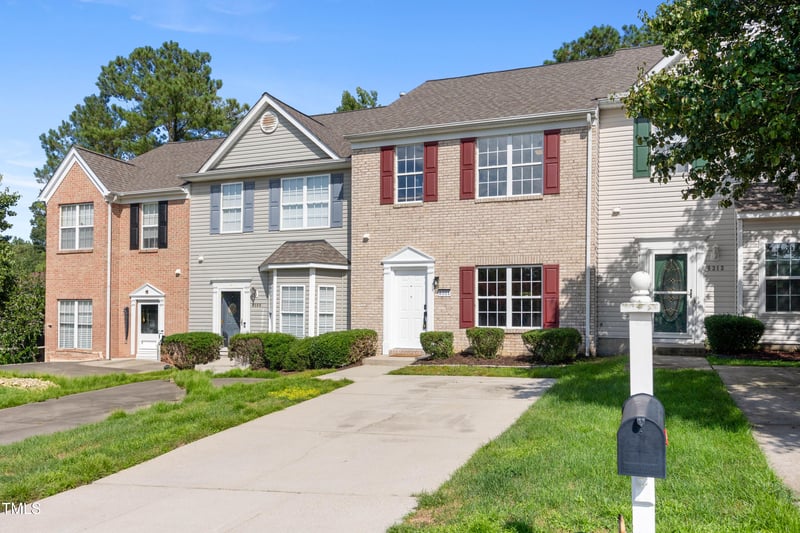 8311 Bratt Ave, Wake Forest, NC 27587