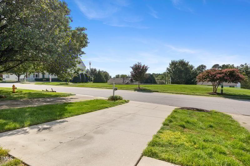 8311 Bratt Ave, Wake Forest, NC 27587