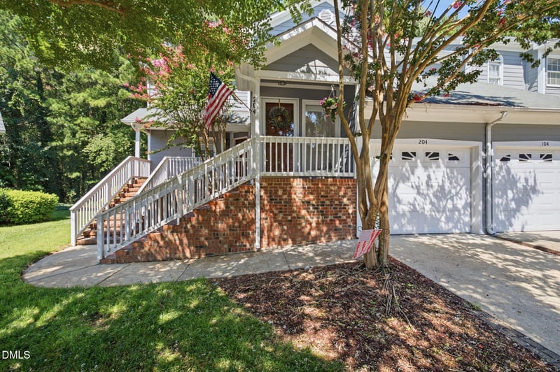 8311 Hempshire Pl #204, Raleigh, NC 27613