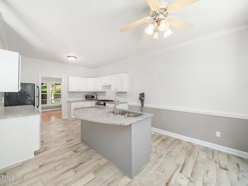 8312 Bellingham Cir, Raleigh, NC 27615
