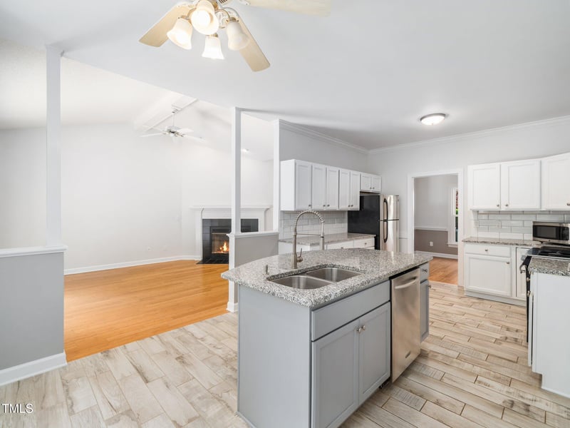 8312 Bellingham Cir, Raleigh, NC 27615