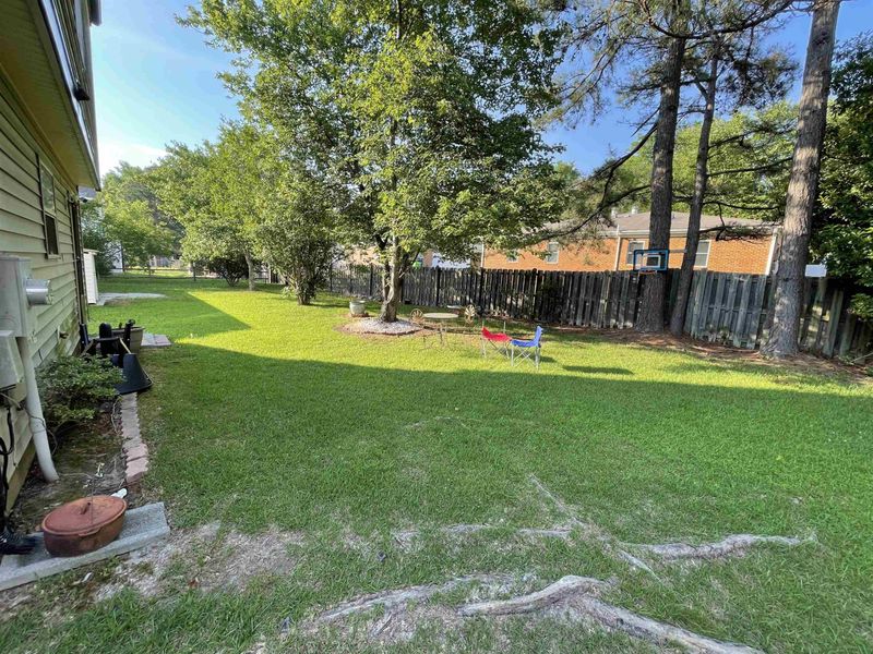 8312 Wynewood Ct, Raleigh, NC 27616
