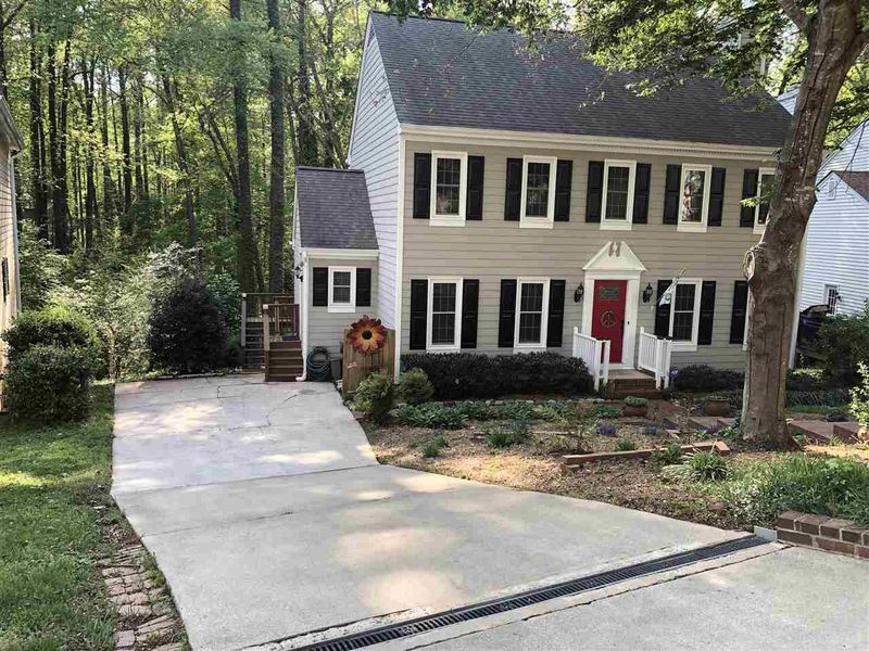 8313 Greywinds Dr, Raleigh, NC 27615