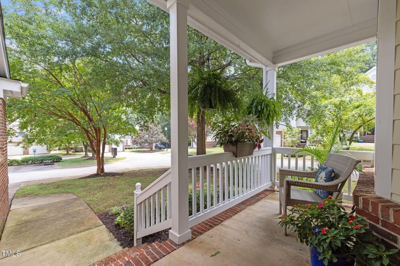 8315 Amber Leaf Ct, Raleigh, NC 27612