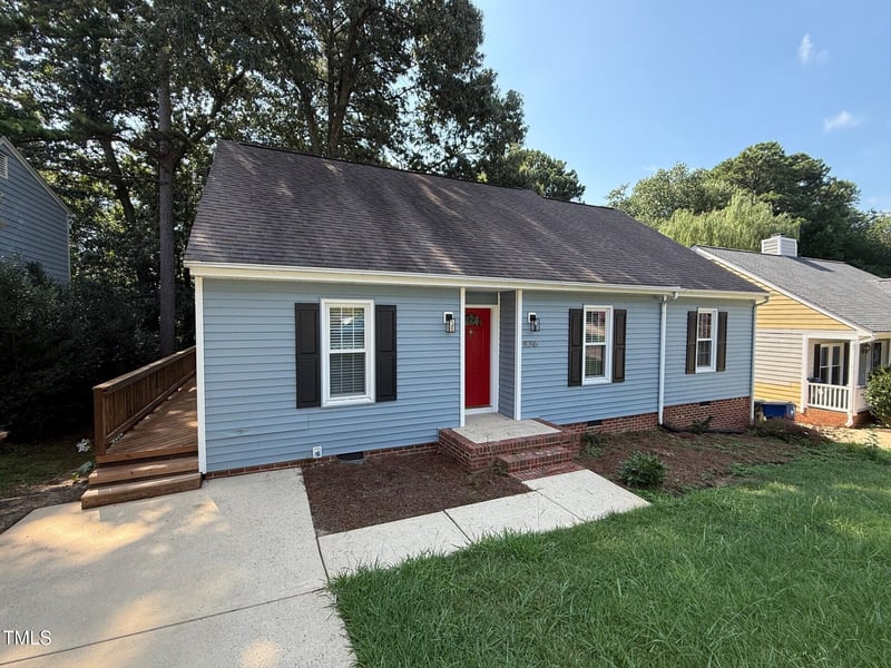 8316 Bellingham Cir, Raleigh, NC 27615